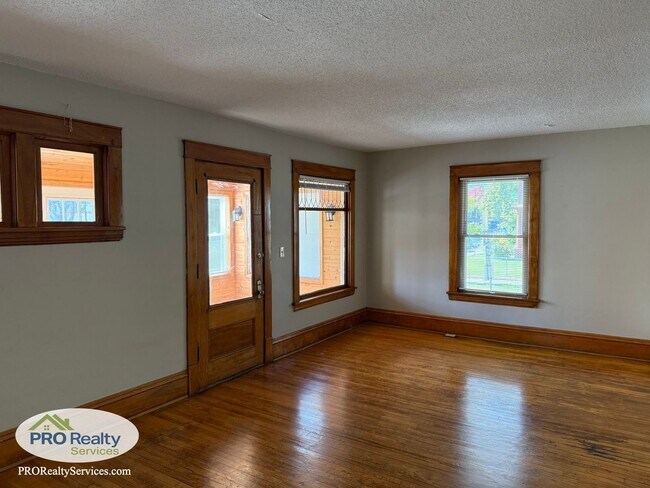 Foto del edificio - Updated 3 Bedroom House in Minneapolis