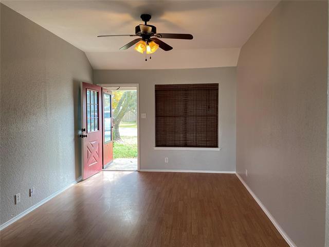 Building Photo - 204 Brook Cir
