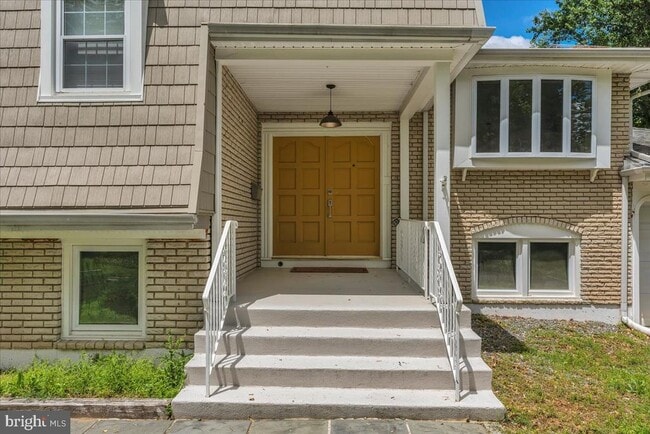 Foto del edificio - 26 Forest Hill Dr