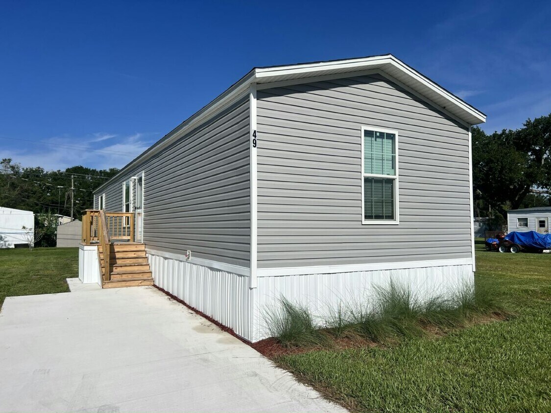 Foto principal - 49 Tower Manor Dr