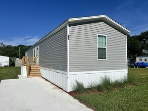 Building Photo - 49 Tower Manor Dr