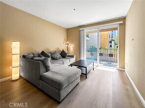 Building Photo - 360 W Ave 26