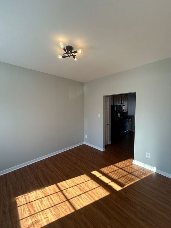 Foto del edificio - 4323 Meredith Creek Dr