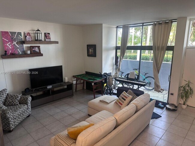 Foto del edificio - 3003 NE 183rd Ln