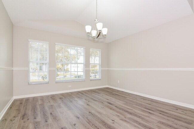 Building Photo - 6514 Summer Cove Dr