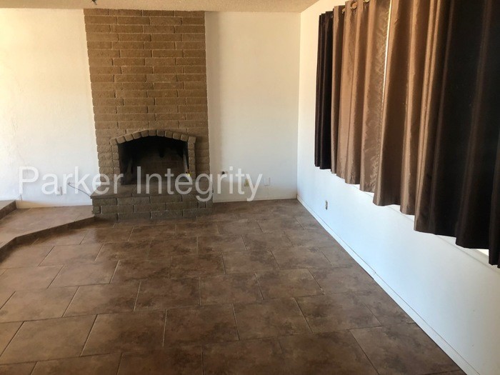 Primary Photo - 4 Bedroom in Apple Valley