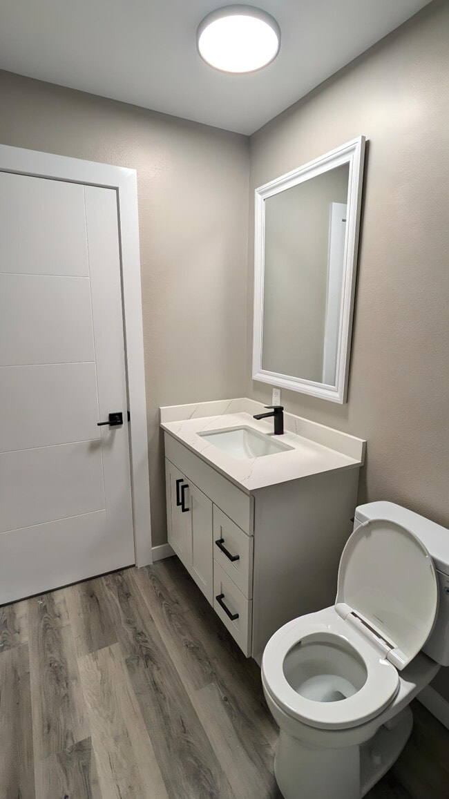 Building Photo - 8805 14TH AVE S APT 6