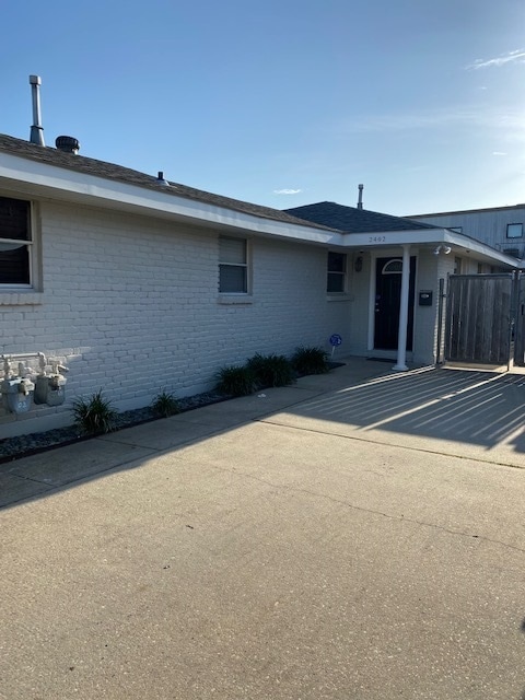 Building Photo - 2402 Athania Pkwy