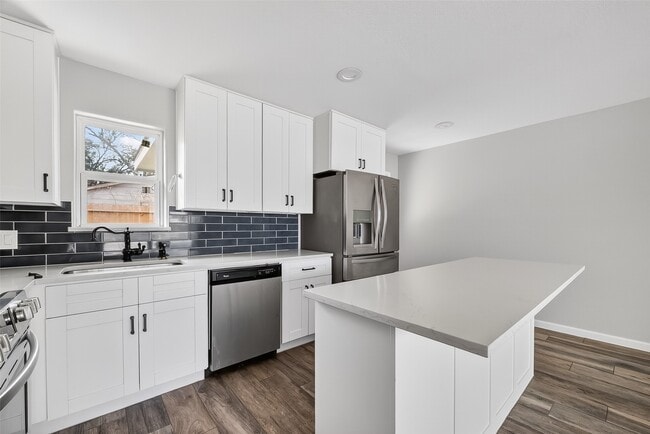 Foto del edificio - 4106 White St