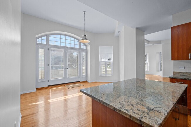 Foto del edificio - 4545 S Drexel Blvd