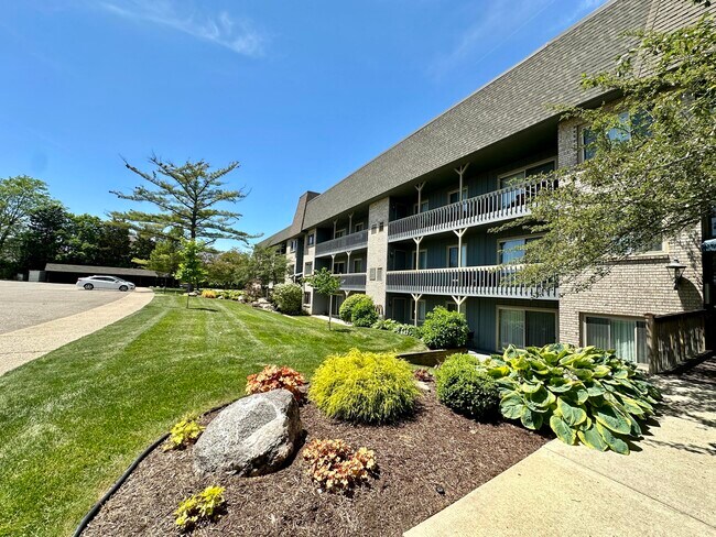 Building Photo - 2926 Mt Hope Rd