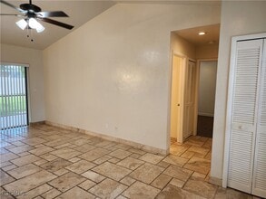 Building Photo - 612 SW 8th Ct