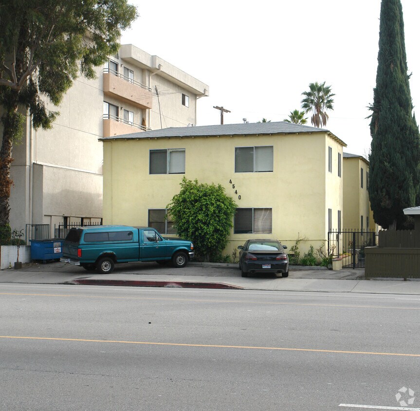 Primary Photo - 4540 Laurel Canyon Blvd
