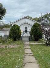 Building Photo - 4915 Linden Ave Building Photo - 4915 Linden Ave