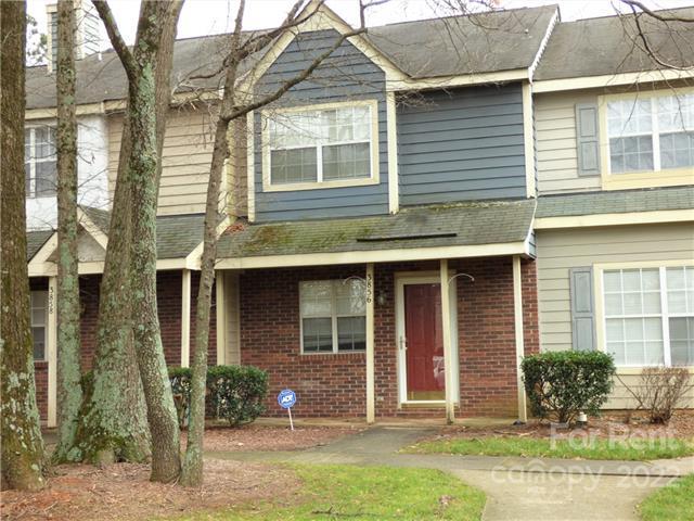 Primary Photo - 3856 Mosscroft Ln