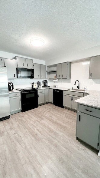 Building Photo - 2008 Cypress Pl