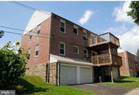 Foto del edificio - 217-PILGRIM Pilgrim Ln