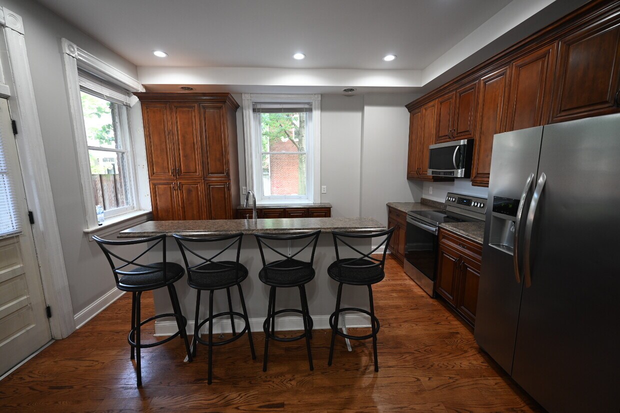 1700 Floyd Ave, Richmond, VA 23220 Townhome Rentals in Richmond VA