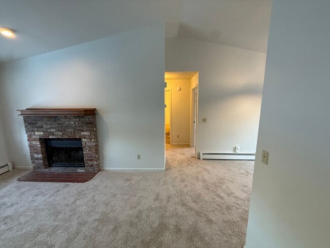 Building Photo - 3310 Max Cir