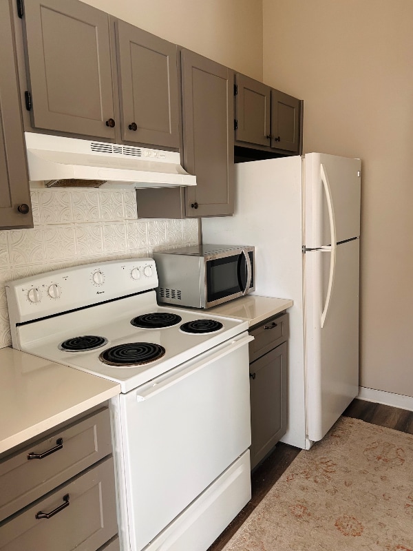 Foto del edificio - 3511 Irvington Ct