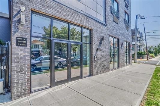 Building Photo - 140 Avenue B