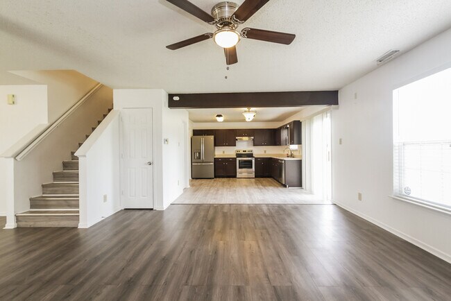 Foto del edificio - Lovely 4 Bedroom Home