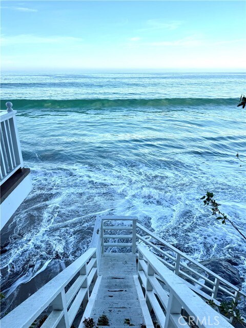 Building Photo - 1055 Gaviota Dr