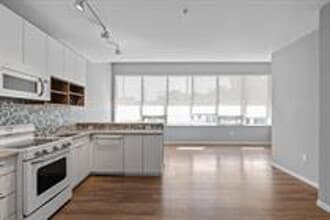 Building Photo - 4100 Lindell Blvd