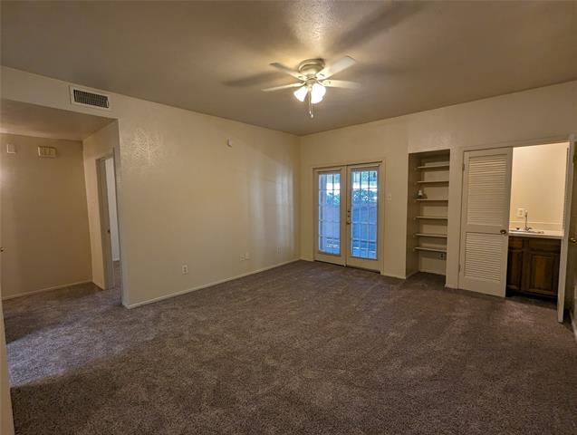Foto del edificio - 8601 Park Ln
