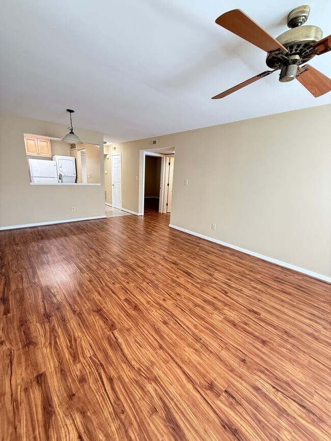 Foto del edificio - Jamestown Commons