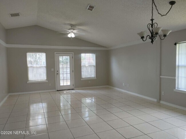 Building Photo - 7548 Cliff Cottage Dr