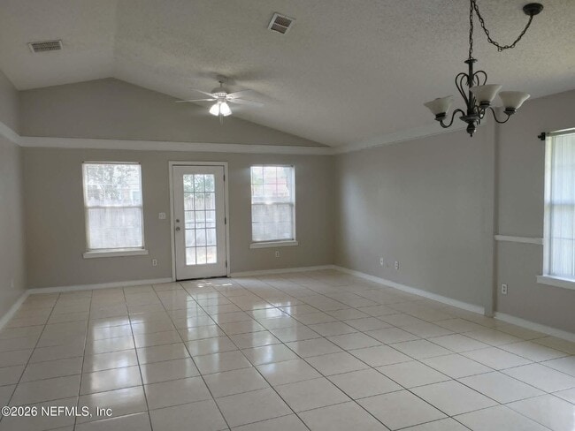 Foto del edificio - 7548 Cliff Cottage Dr