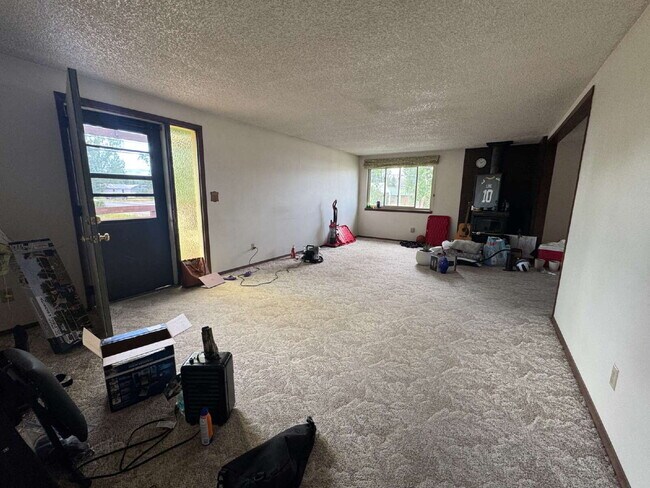 Foto del edificio - Spacious 3 bedroom, 2 bathroom home in Lander