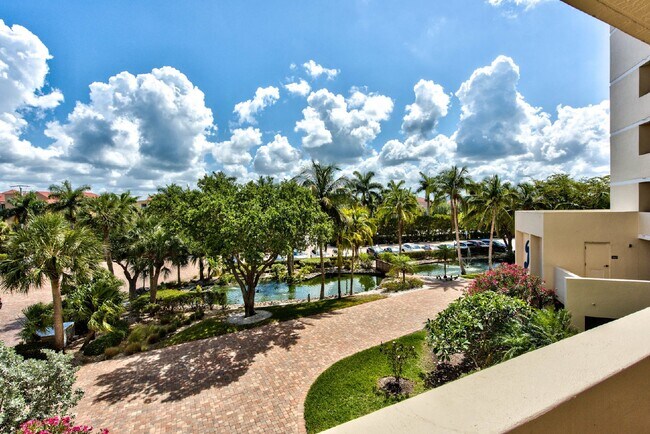 Foto del edificio - 7500 Estero Blvd