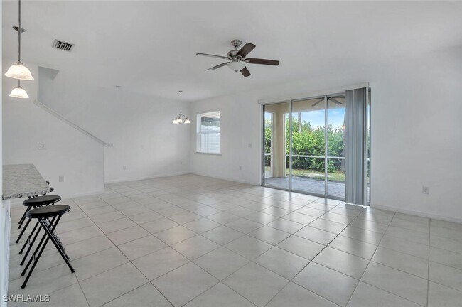 Building Photo - 10824 Alvara Way