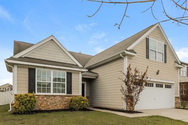 Building Photo - 1015 Yellow Bee Rd