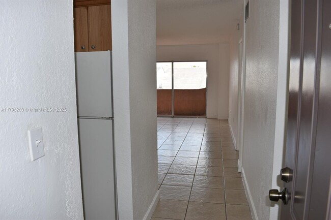 Foto del edificio - 10900 SW 104th St