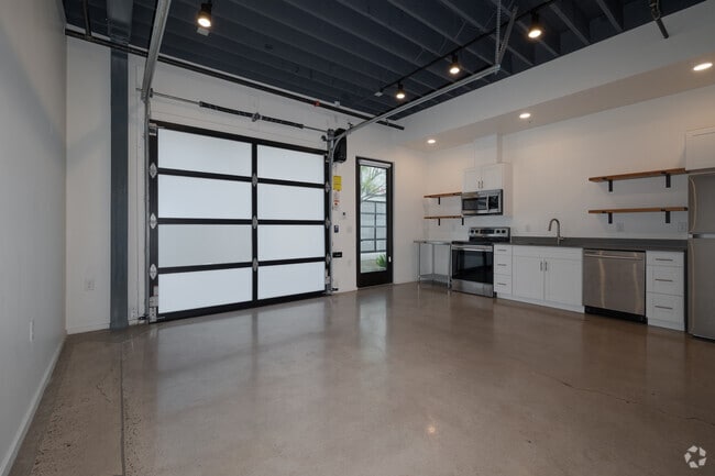 1BR, 1BA - 922SF - Living Room - The Flash