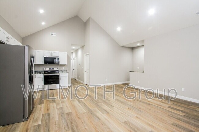 Foto del edificio - 929 N Beville Ave