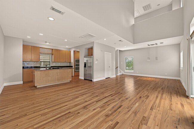 Foto del edificio - 4108 Spencer St