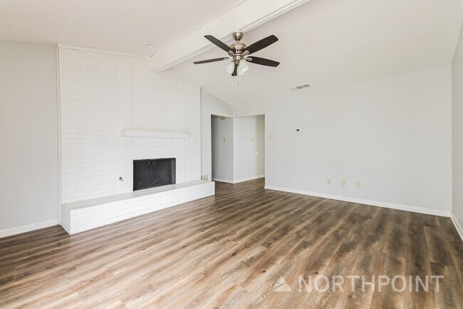 Building Photo - 3 BR/2BA | Newly Renovated Single Family Home | Fireplace in living room | Fenced backyard!