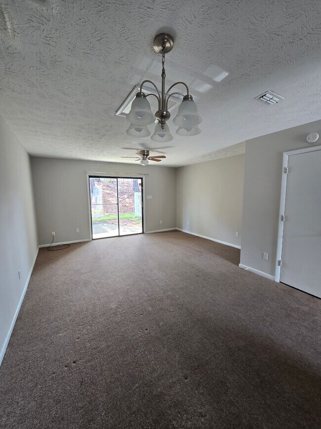 Foto del edificio - 526 Mill Cove