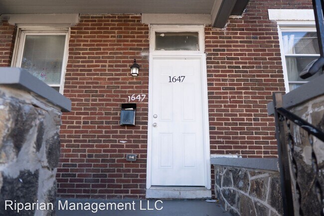 Building Photo - 3 br, 1 bath House - 1647 Chilton St