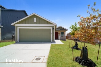 Building Photo - 10414 McClintock Dr