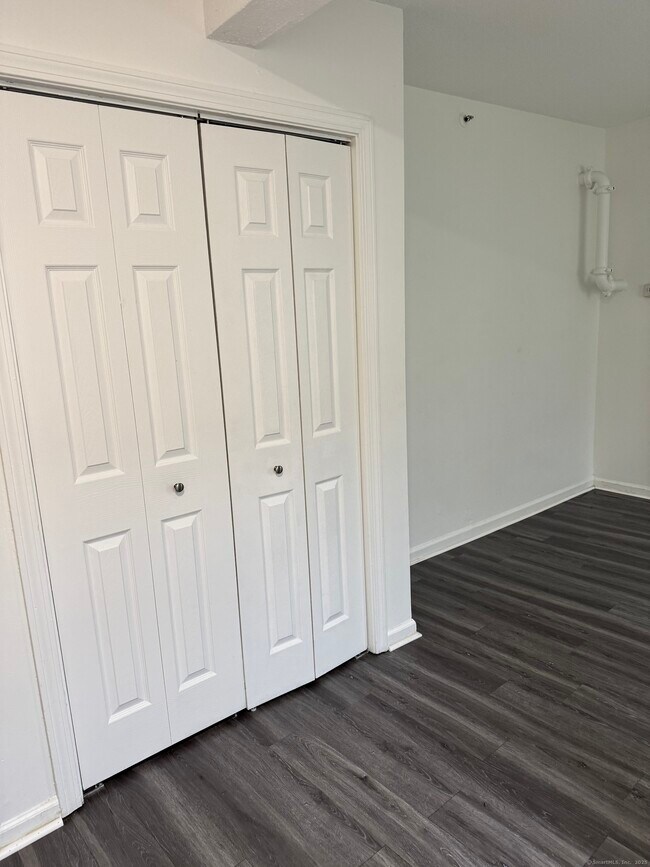 Foto del edificio - 666 Main St