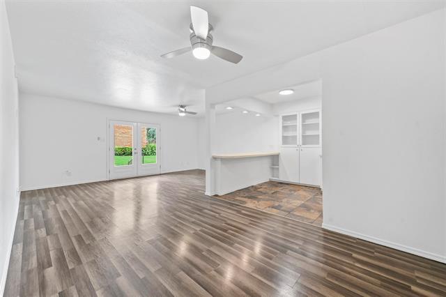 Foto del edificio - 4002 Ridglea Country Club Dr