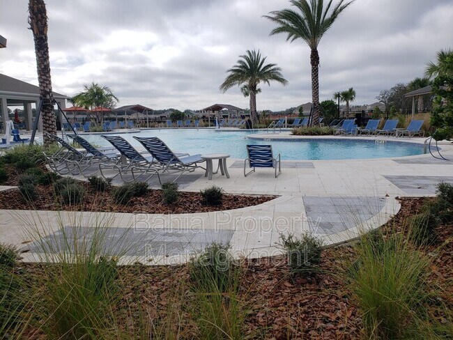 Building Photo - 1739 Park Side Ave