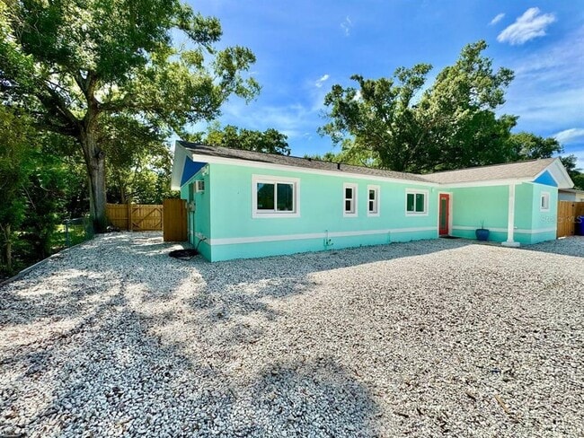 Building Photo - 4306 Porpoise Dr