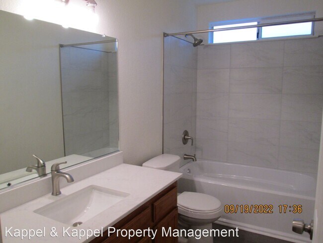 Foto del edificio - 4 br, 2 bath House - 729 Madonna Drive