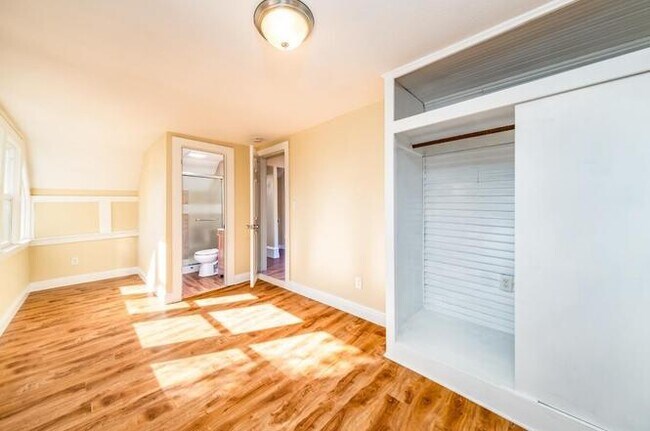 Foto del edificio - 312 W Main St